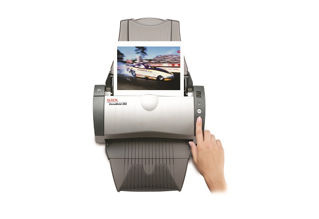 Xerox DocuMate 252 Color Sheetfed Scanner Demo